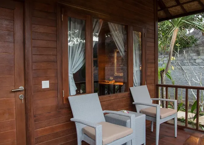 Seaside Huts 3* Nusa Lembongan